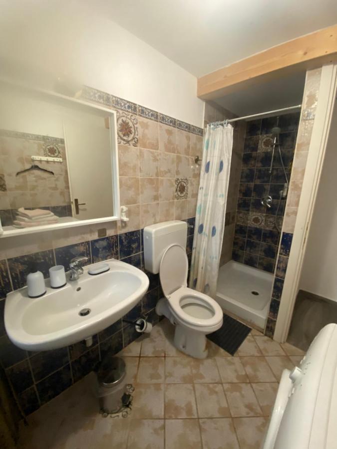 Casa Danilo Apartment Cadegliano Viconago Exterior photo